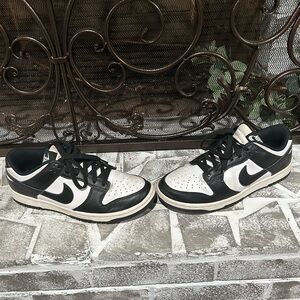 Nike Black and White Sneakers